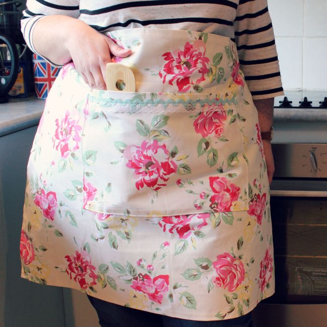 Half Apron made from one fabric (2015)